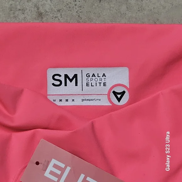 NWT Bell bottom leggings Size small - Picture 11 of 11